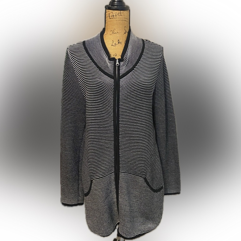 Striped Black and White Zip-Up Cardigan